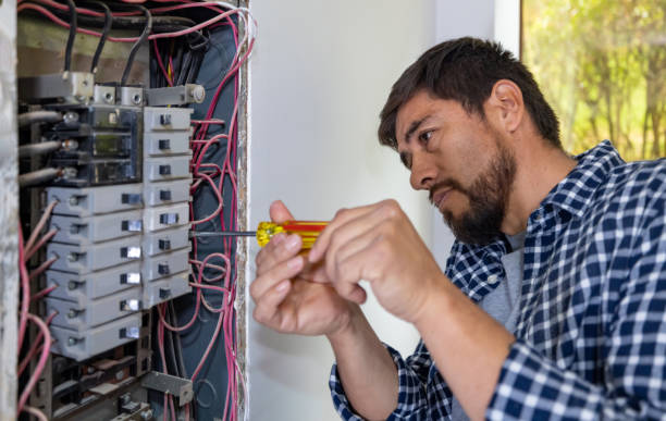 Best Affordable Emergency Electrician  in Robert Lee, TX